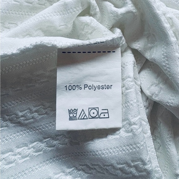 NEW, White Textured Long Sleeve Blouse With Lace Trim, Size XL - Picture 7 of 8